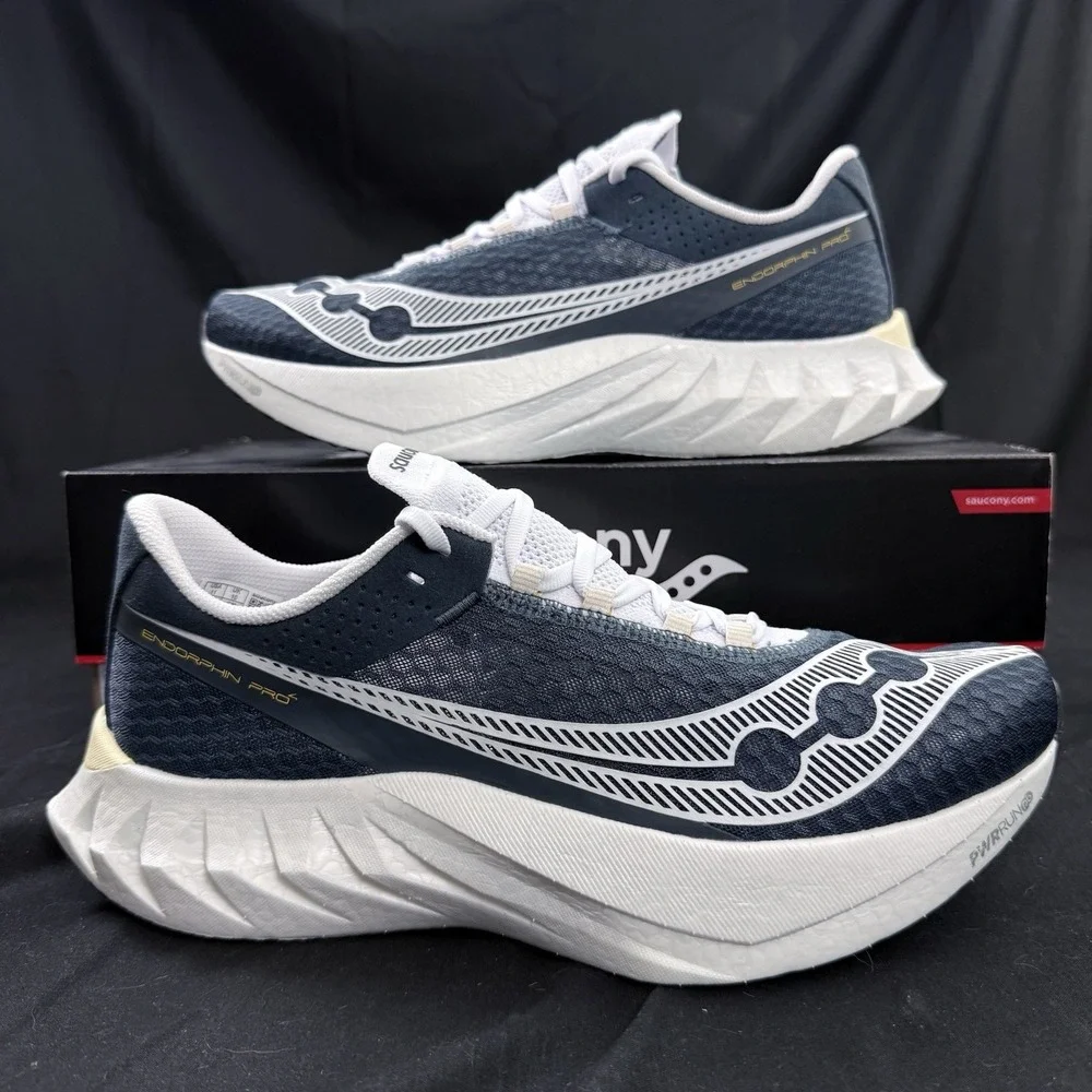 Size 11 Saucony Endorphin Pro 4 Men's Running Shoes Dusk White Grey S20939-310